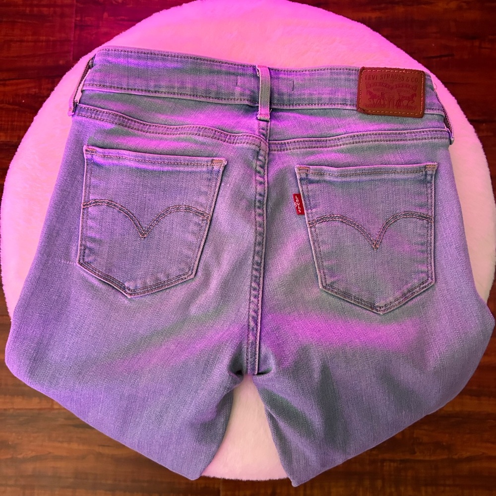 LEVIS 711 Skinny - Picture 7 of 8